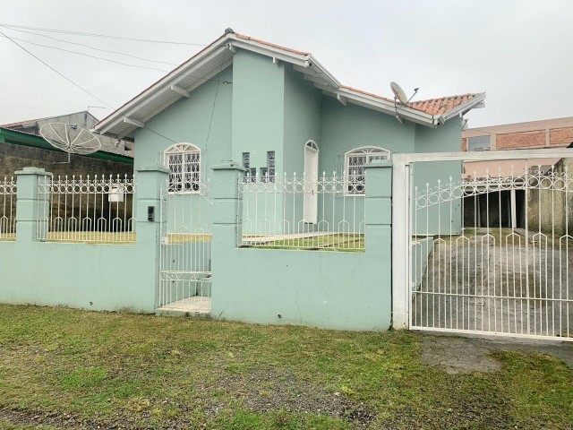 Casa 03 dormitórios- Guarujá 