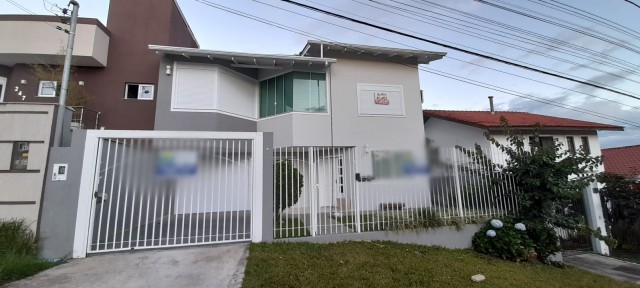 Casa 03 dormitórios (01 suíte)- Frei Rogério 
