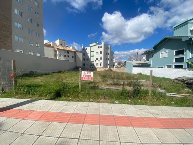 Terreno 720m²- Bairro Centro 