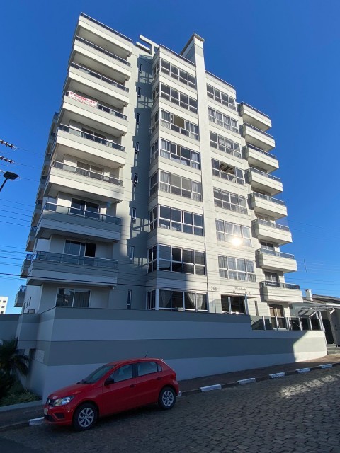 Apartamento 03 dormitórios (01 suíte)- Residencial Dona Bella 