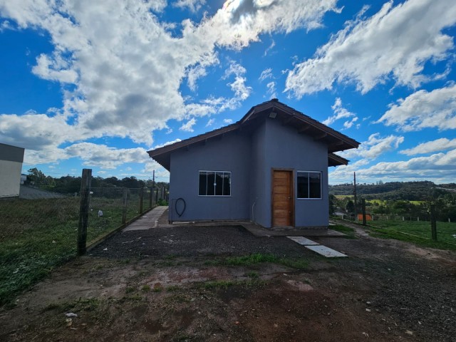 Casa 02 Dormitórios- Vila Maria 