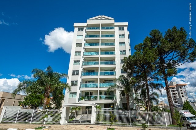 Apartamento sendo 03 Suítes -Residencial Gramado 