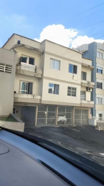 Apartamento 03 dormitórios- Centro