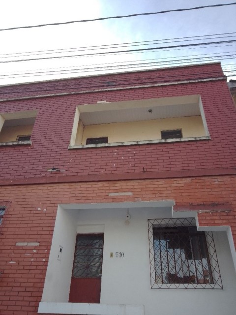 APARTAMENTO À VENDA