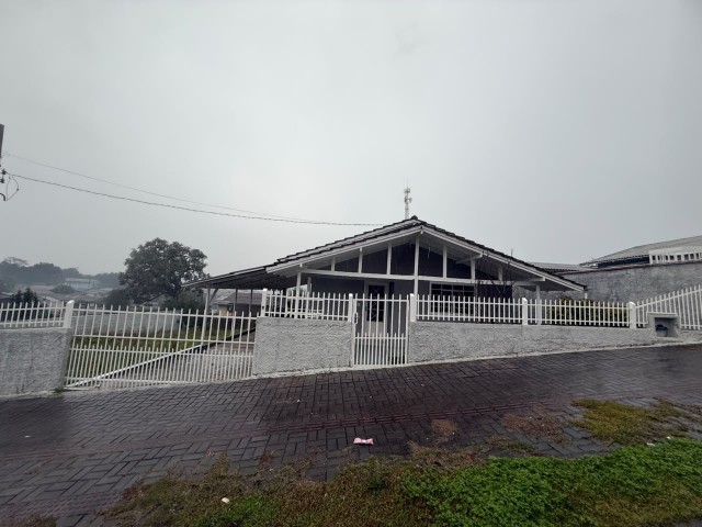 Casa com 3 dormitórios